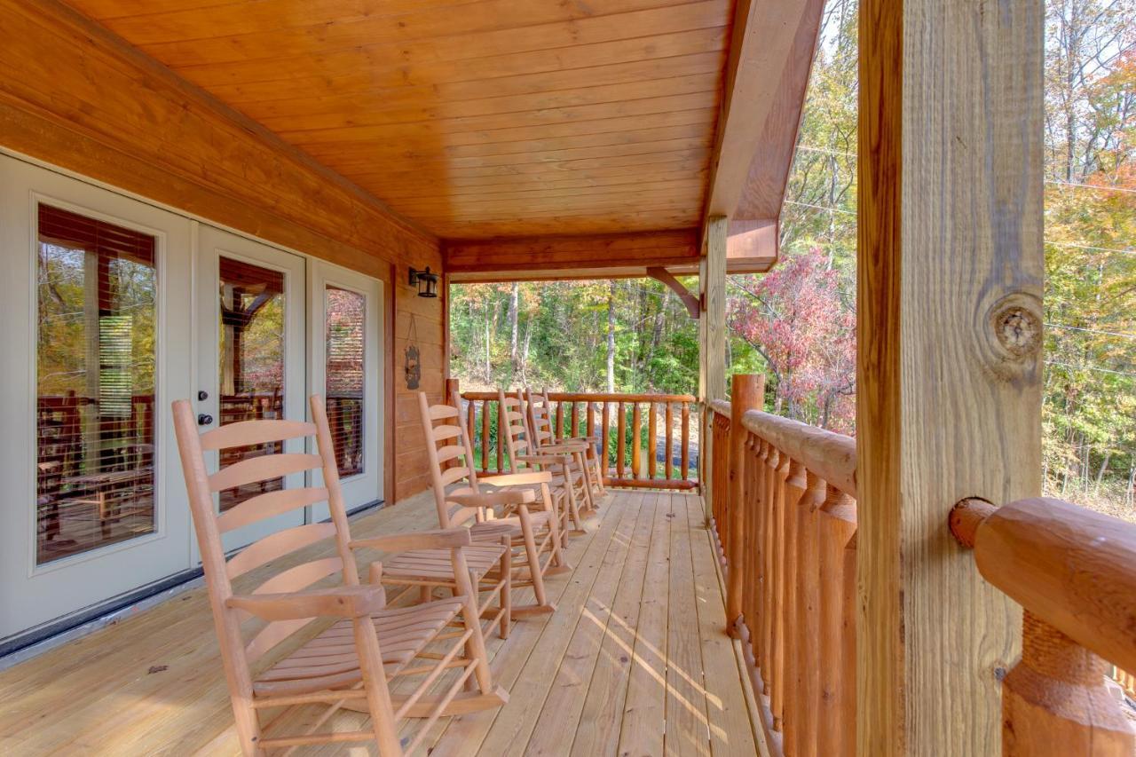 Smoky Mountain Splash Gatlinburg Exterior photo